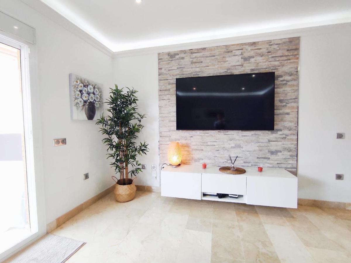 Magnifique Appartement A 5 Min A Pied De La Plage Benalmadena Exterior photo